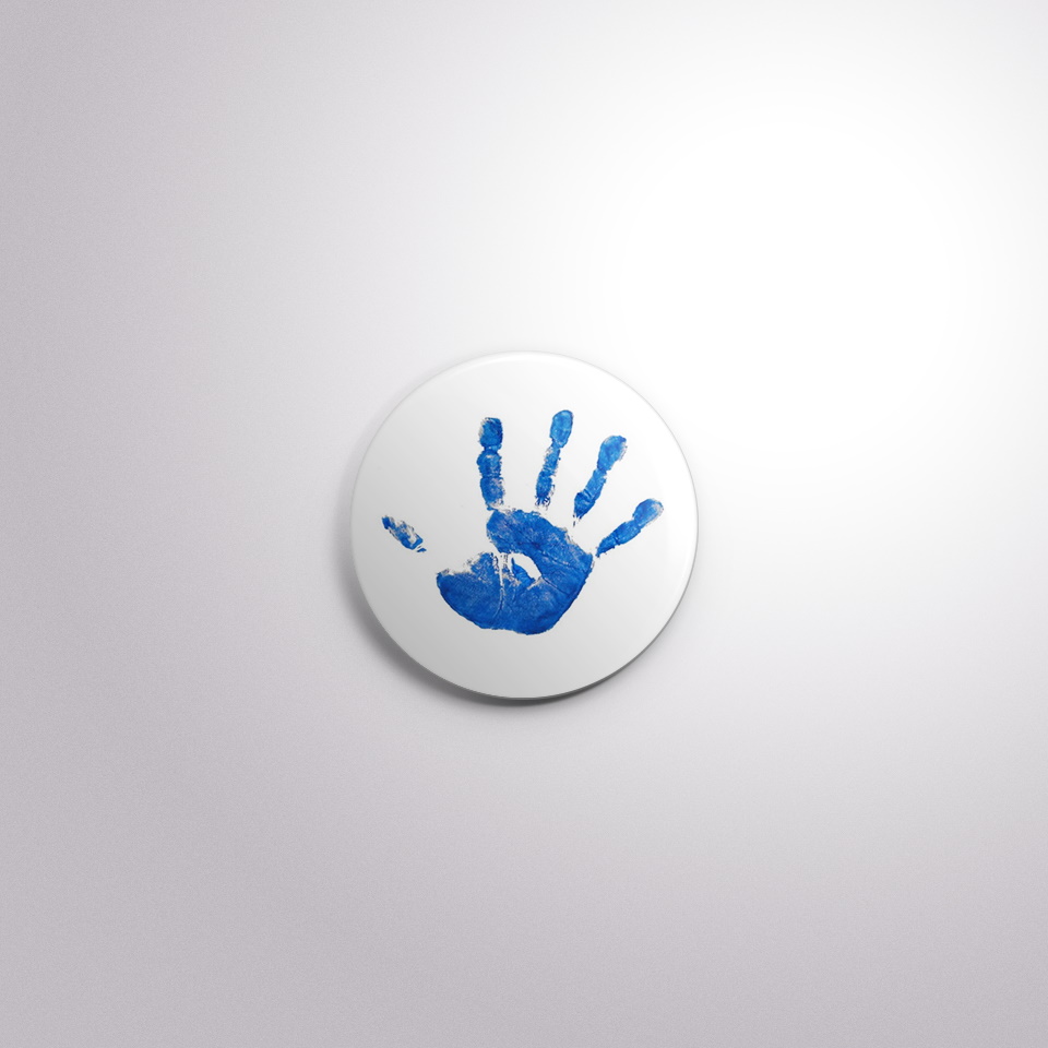 R10 Interchangeable Badge Button Handprint